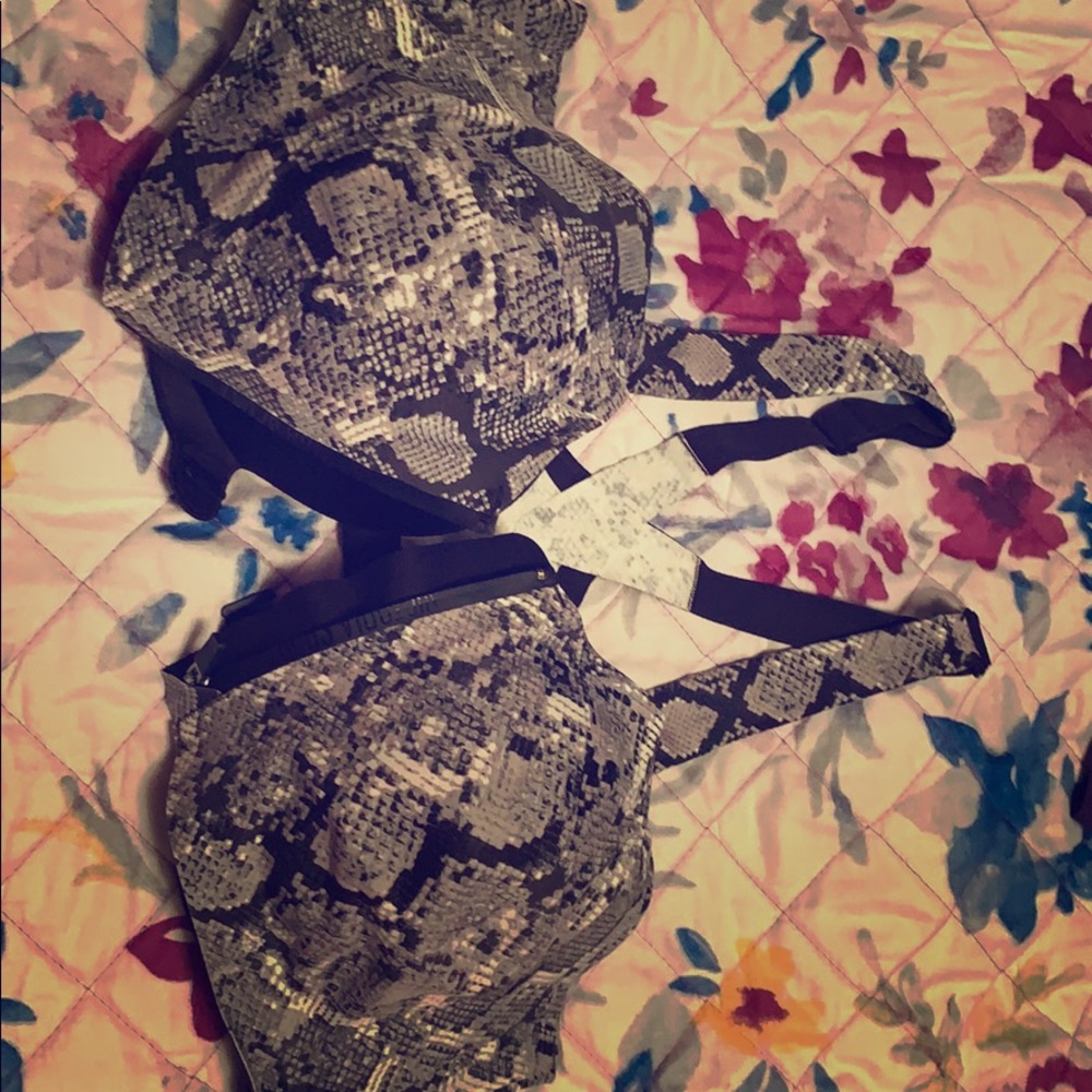 Victoria secret Sports Bra